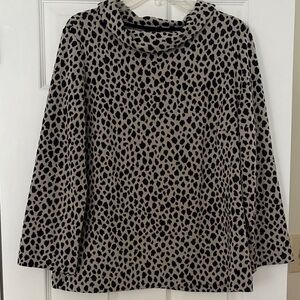 Ann Taylor Black and Tan Patterned Blouse